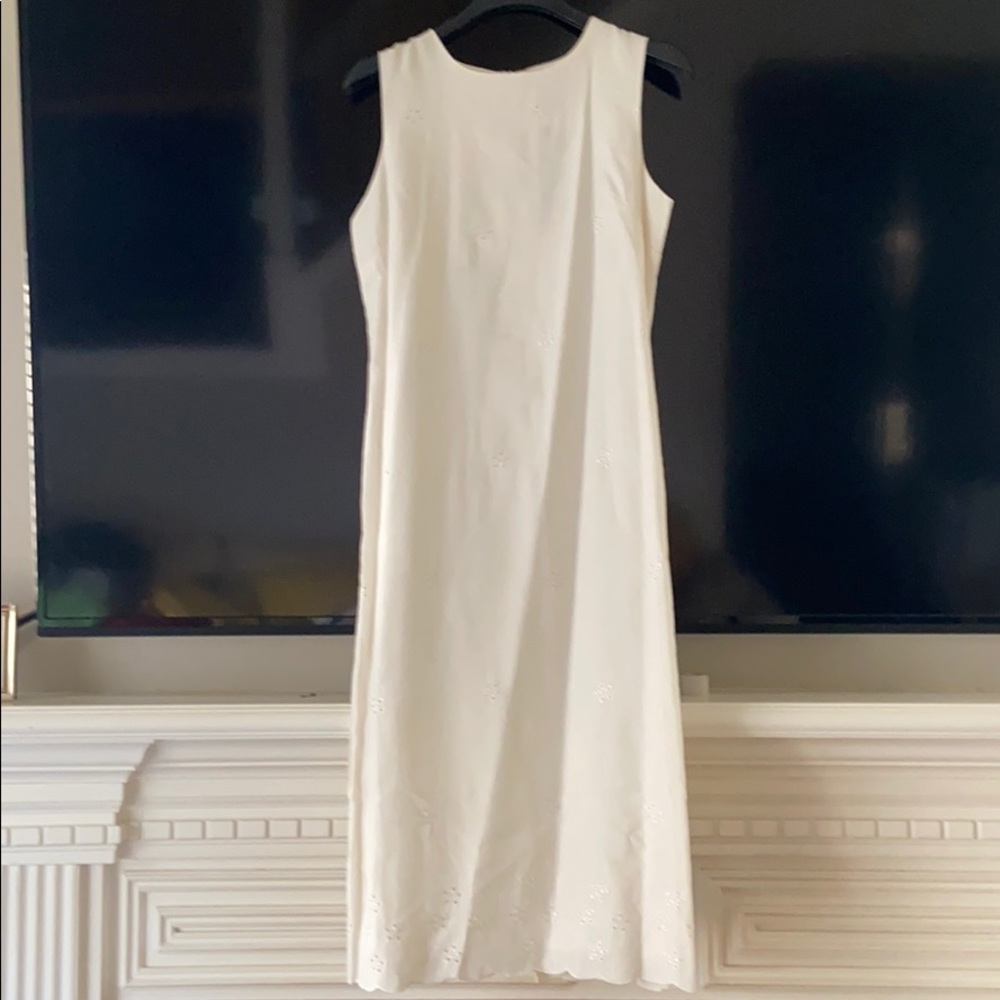 WHITE EYELET EMBROIDERY SHEATH DRESS